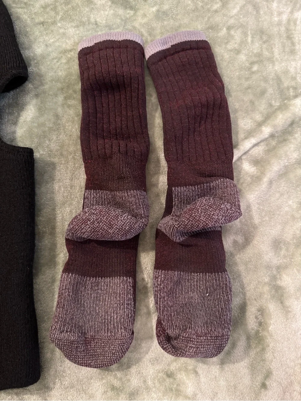 Carhartt Bundle Black Balaclava Face Mask & Medium Burgundy Gray Crew Socks